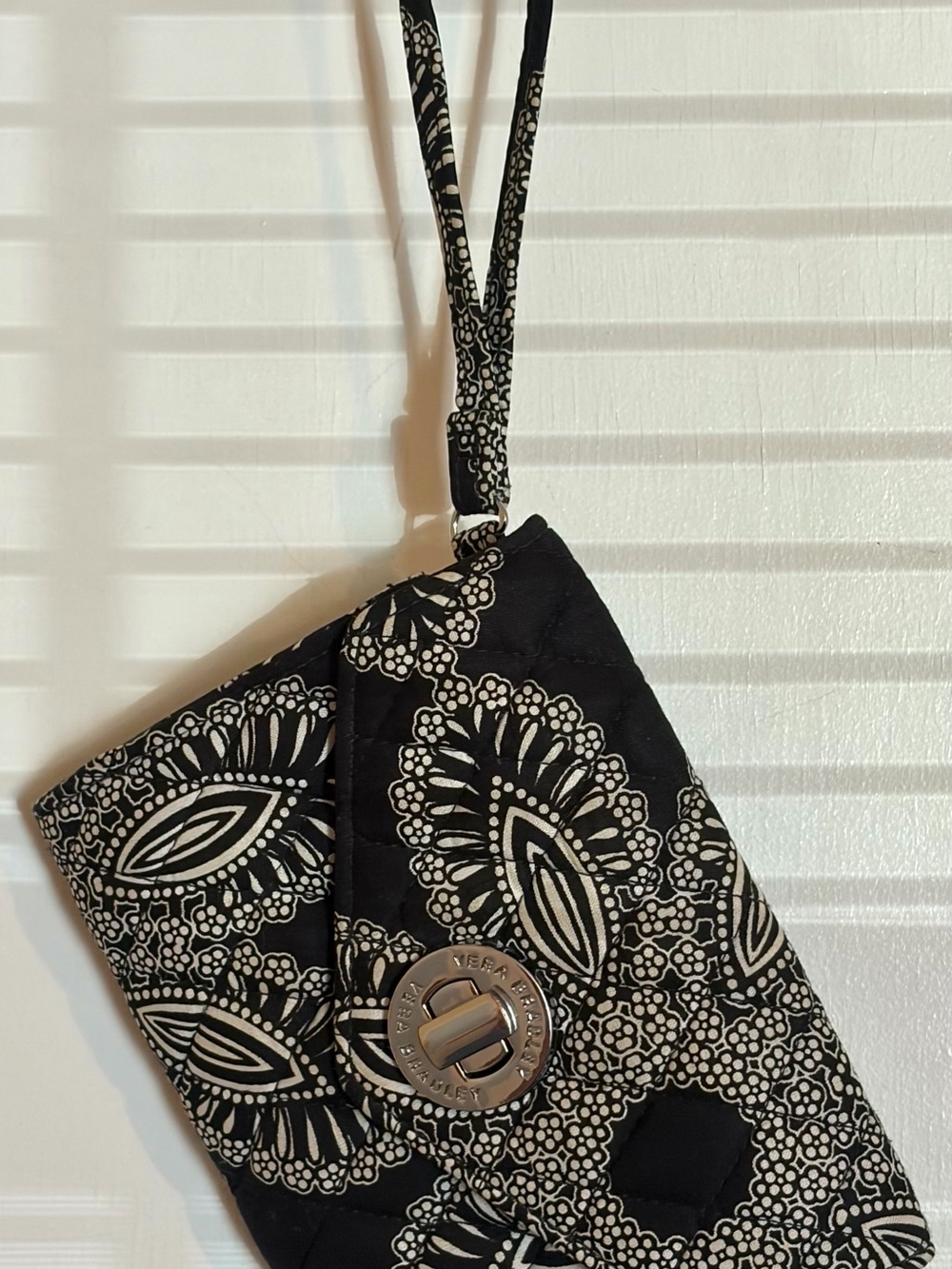 Vera Bradley Quilted Turn Lock Wristlet Clutch Black White Floral